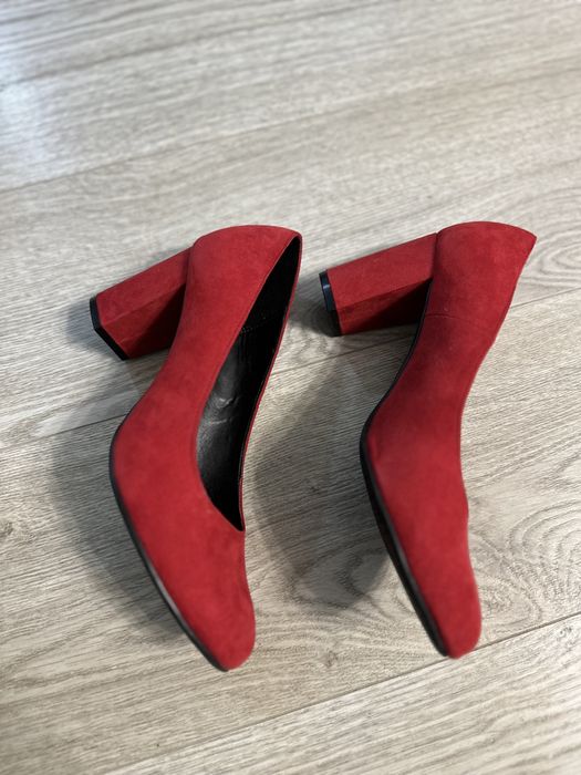 Pantofi piele intoarsa