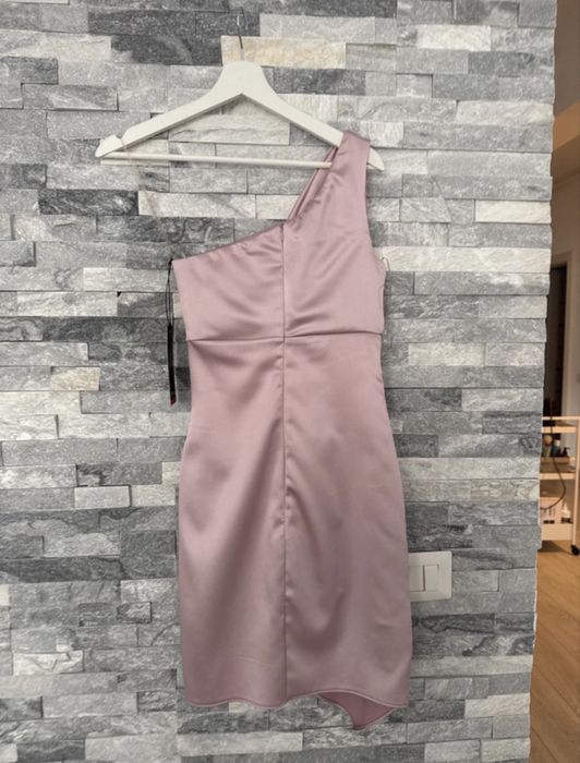 Rochie roz pudrat din satin