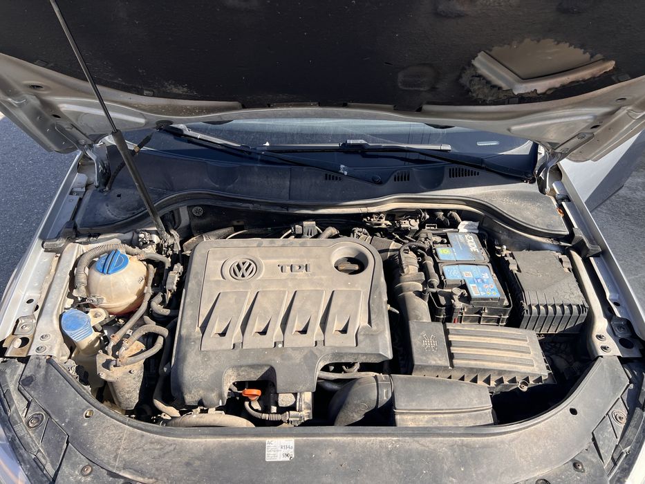 VOLKSWAGEN Passat B7 2013, 2.0 Diesel 144CP, automat DSG