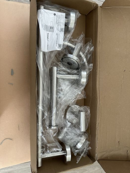 Полки, крючки для ванной 5000