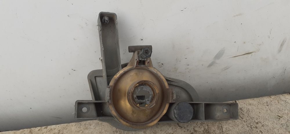 Ляв Халоген  Във Предната Броня  Volvo V40 S40  2001-2004 Година