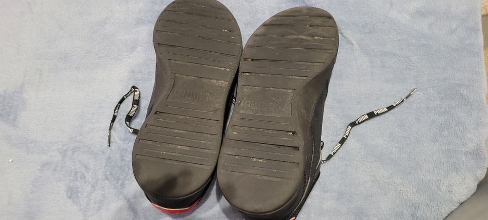 Vând Sneakers Puma Caven