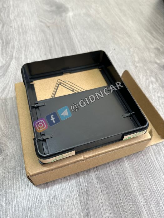 Скрытый карман для Тесла