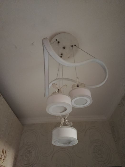 Люстра Хайтек Не рабочий