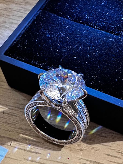 925 Сребърен пръстен за годишнина с голям камък