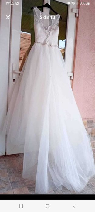 Rochie mireasă impecabilă