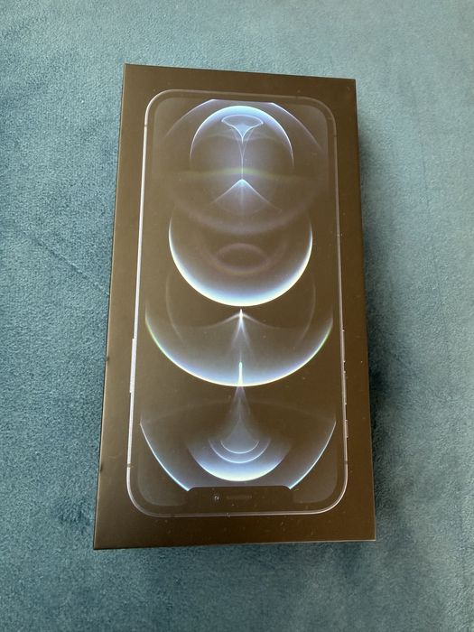 Iphone 12 pro  запазен