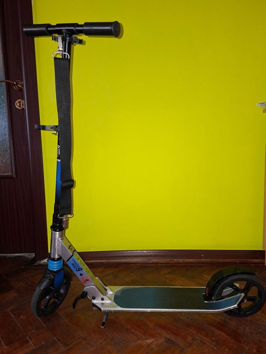 Vând trotineta Oxelo MID 9