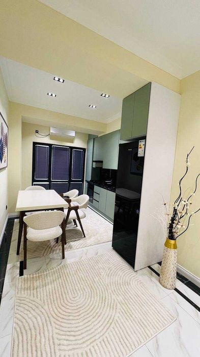 Продаётся квартира с 2 спальнями и кухней-гостиной (64 м²)