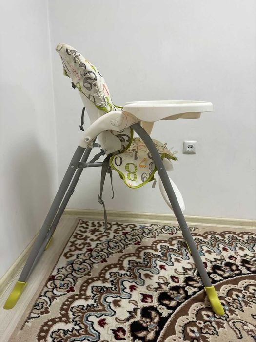 Стул для кормления ребёнка