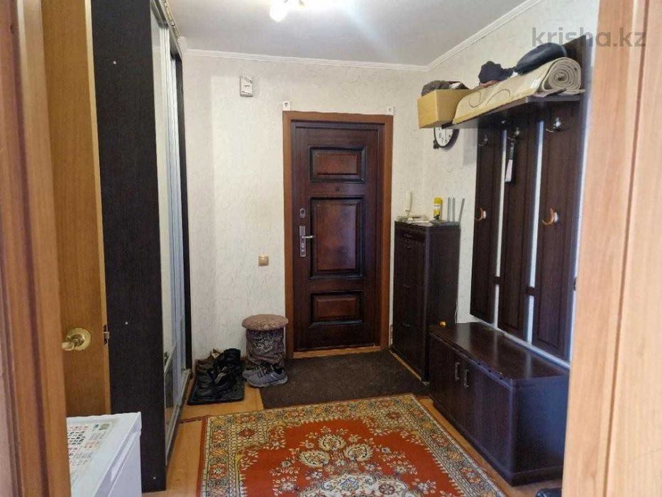 Продам 2 ком улучшенной планировки в 8мкр