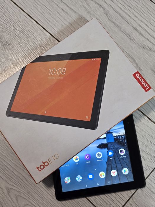 Планшет Lenovo tabE10