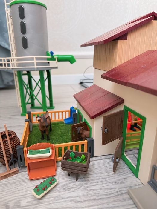 Продам набор «Ферма» Playmobil (оригинал) для детских игр