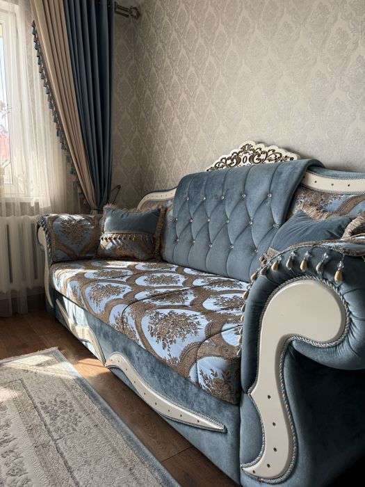 Комплект мягкой мебели