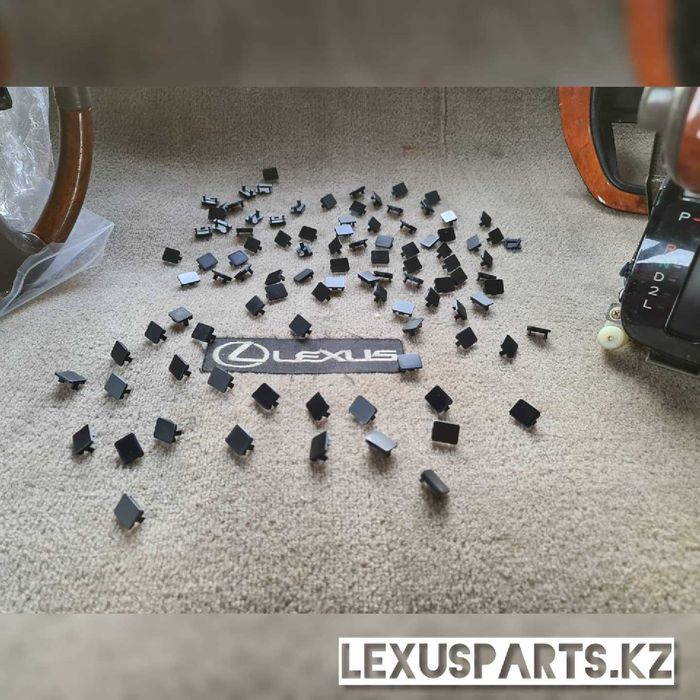 Заглушка селектора АКПП Lexus RX300