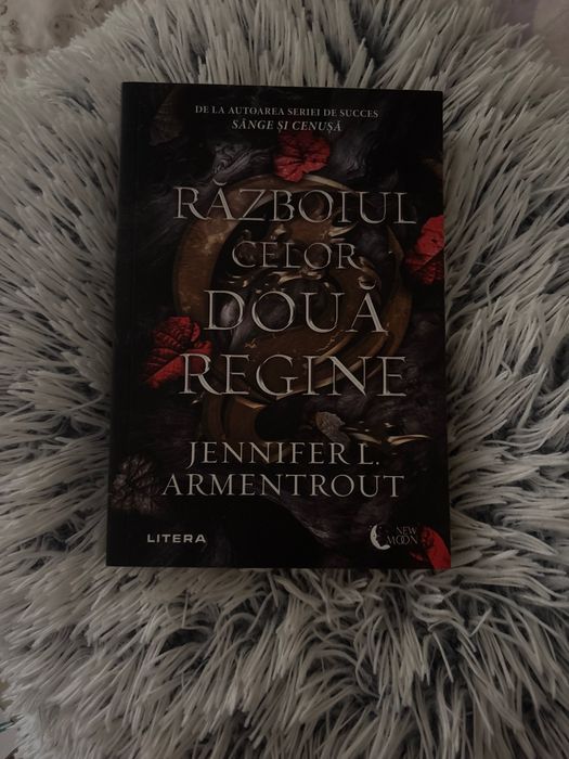 ,,Războiul celor două regine” de Jennifer L. Armentrout editura litera