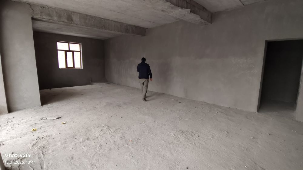 Нотурар обьект срочно сотаман, подвали билан