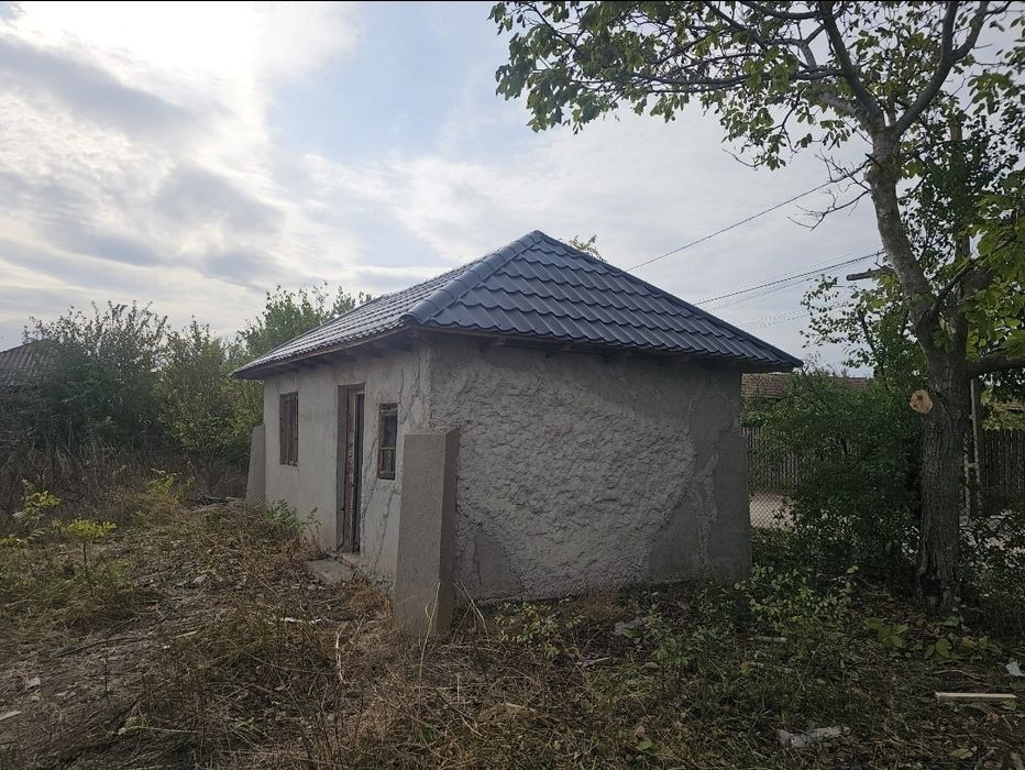 Casă cu Teren 1523 mp – Moșteni (Furculești), 20 km de Alexandria