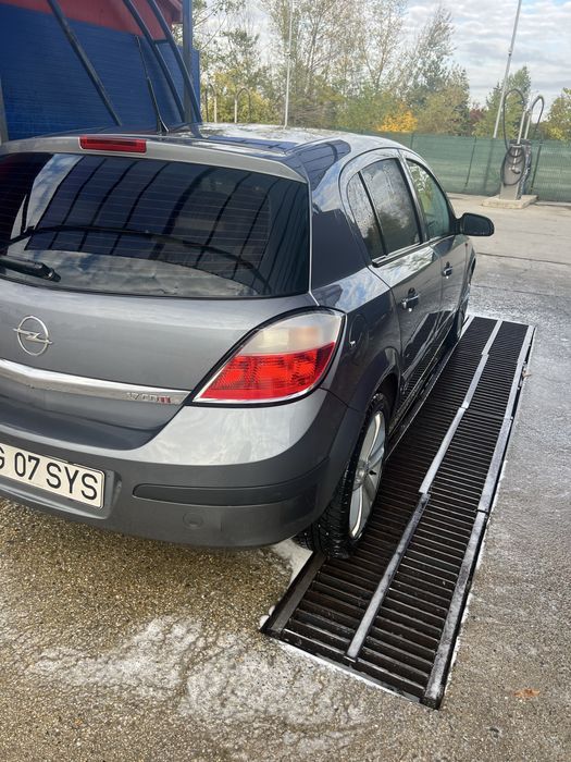 Opel astra H 1.7