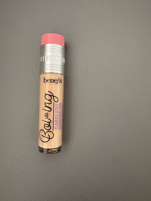 Коректор Benefit boi-ing cakeless concealer