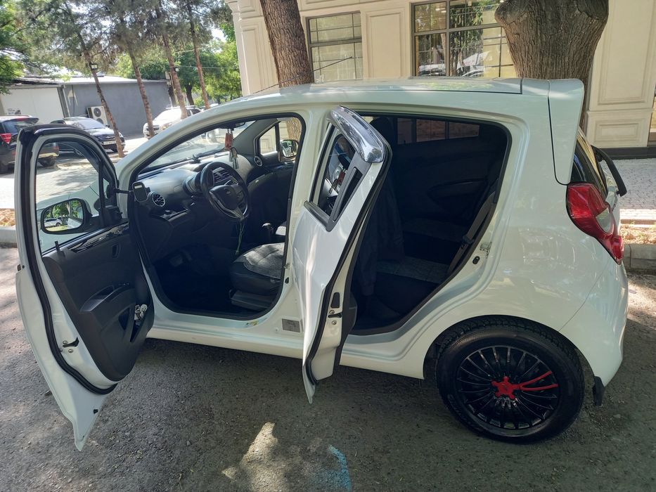 Спарк 2019 йилда ишлаб чикарилган