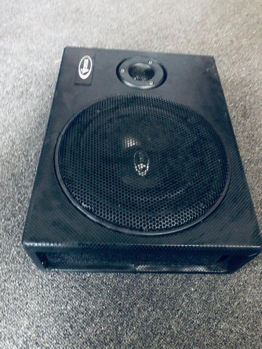 Буфер в машину, рабочий