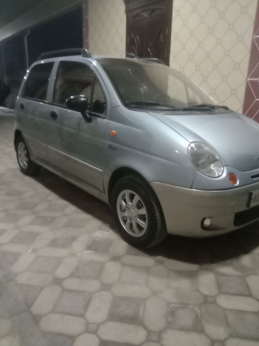 Матиз сотилади метанда