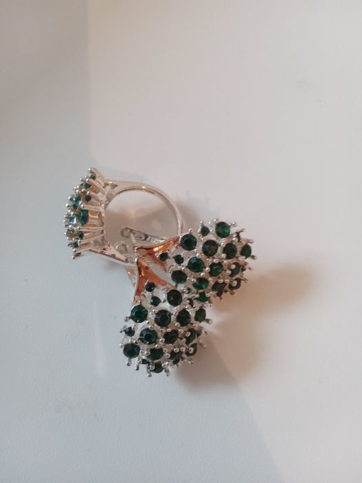 Продам золотые украшения