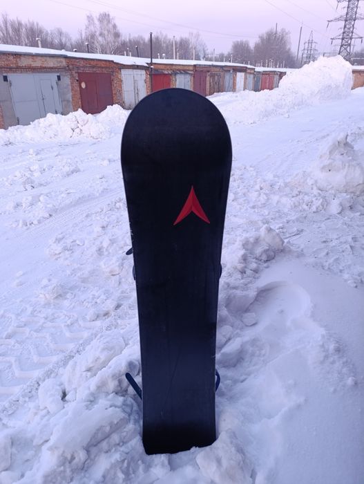 Продам сноуборд в отличном состоянии Dynastar