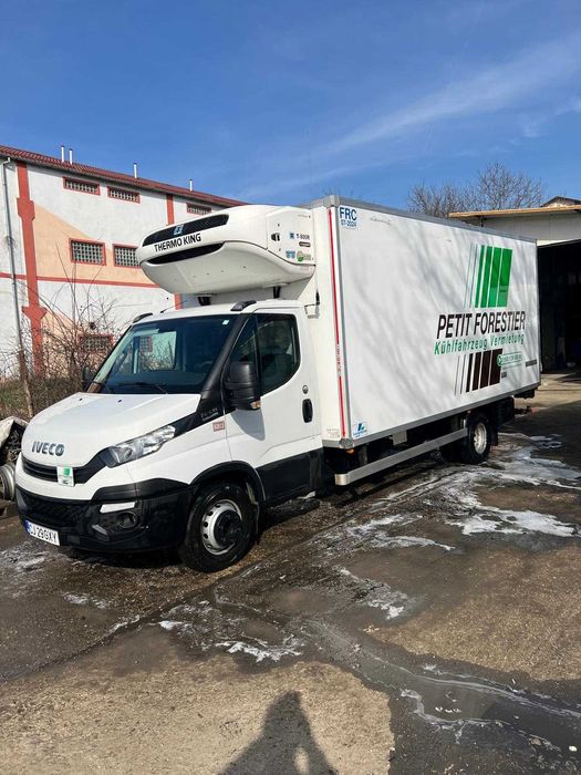 autoutilitara frig Iveco 7.2 to 210 cp, an 2018, TVA deductibil