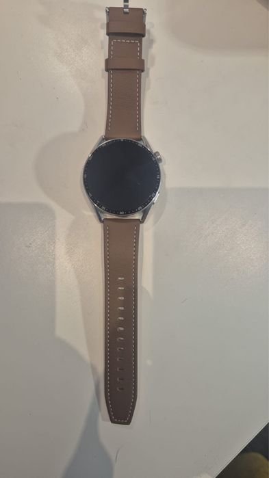 Продаю часы Huawei GT3- 3B1