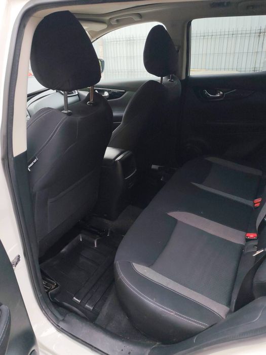 Nissan Qashqai N-Connecta panoramic