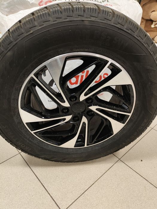 Продам колёса на хюндай туксон, зимние без шипов на дисках