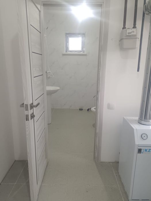 Дара тұрған жер үй сатылады