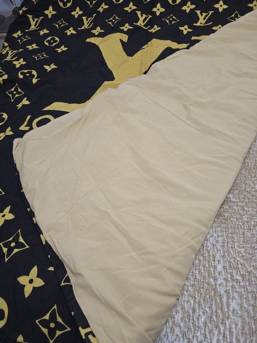 Pilota bumbac, noua, cadou pătură rosie