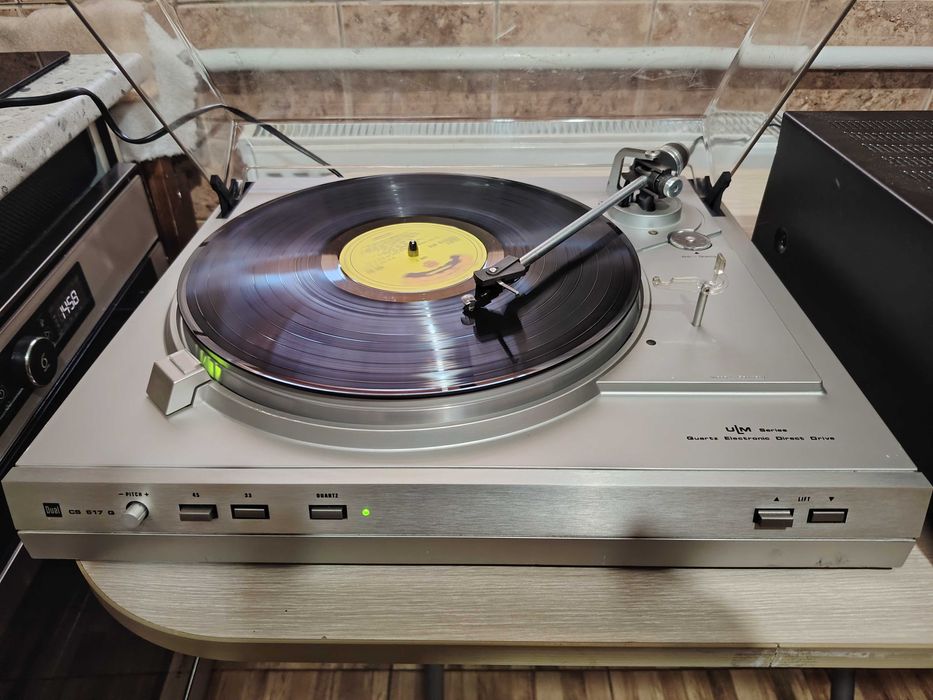 Pick-up Dual CS 617 Q Direct Drive quartz control,Turntable System