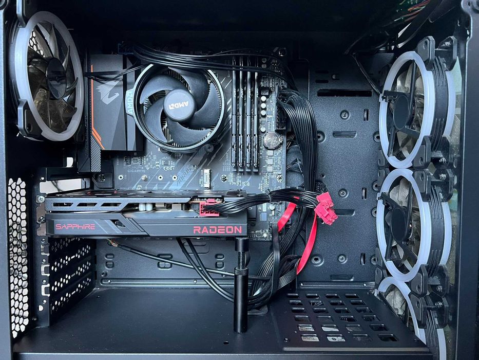 PC Gaming AMD Ryzen 7 5700 | RX 6600 8GB Sapphire | 64GB DDR4 | SSD 960GB | Win 11 Pro