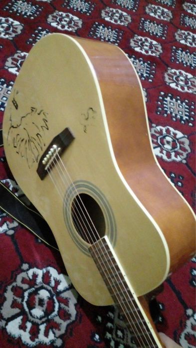 GITARA Akustik Faqat clastik gitaraga abemn