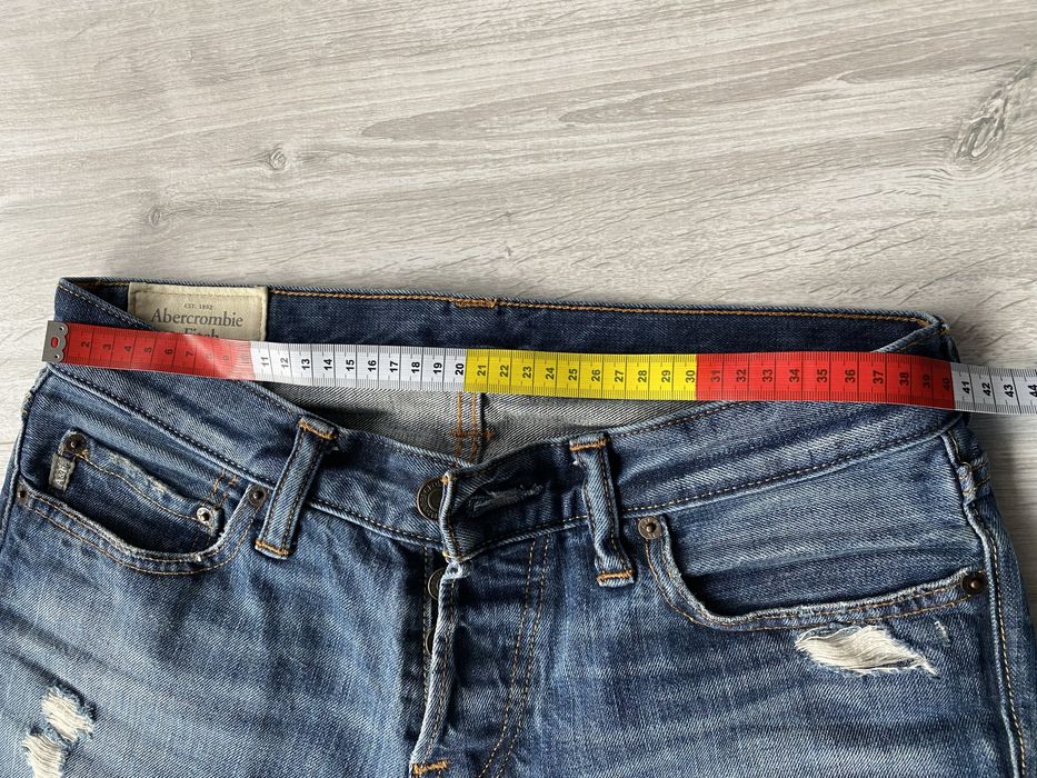 Blugi originali Abercrombie & Fitch, 30/34, albastru deschis