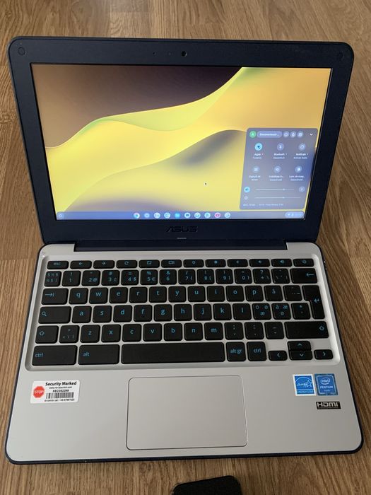 Laptop Acer ChromeOS Slim,Display 11,6 inch,4gb ram,ssd baterie buna .