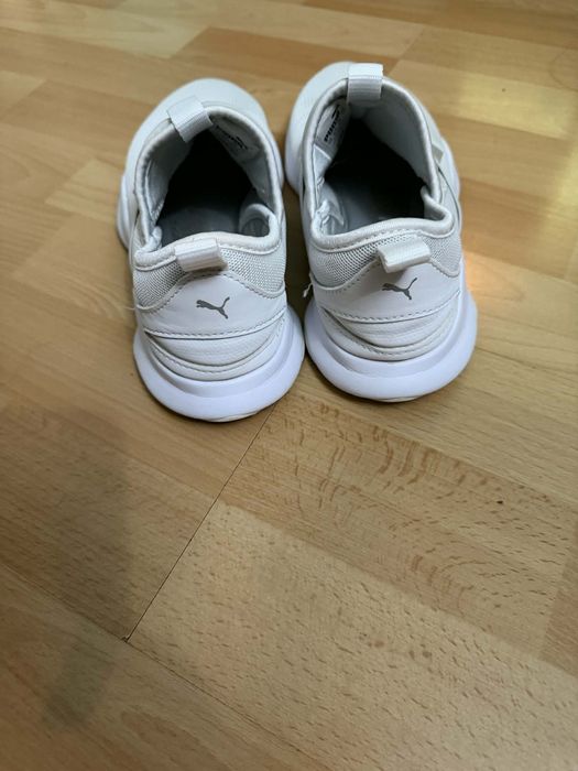 Маратонки PUMA номер 38.5