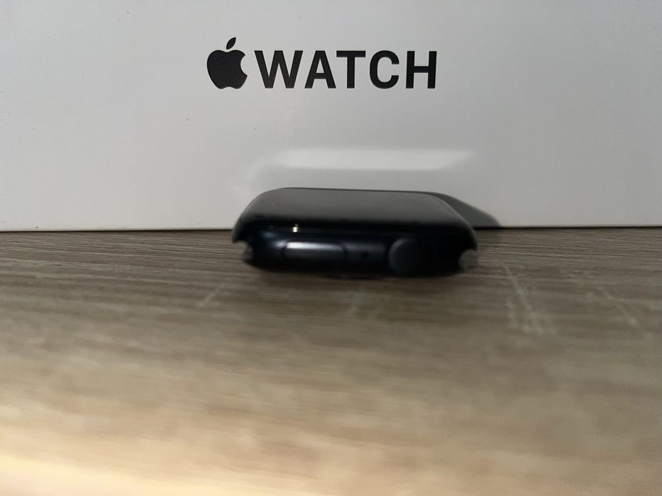 Apple Watch SE3 (2025)