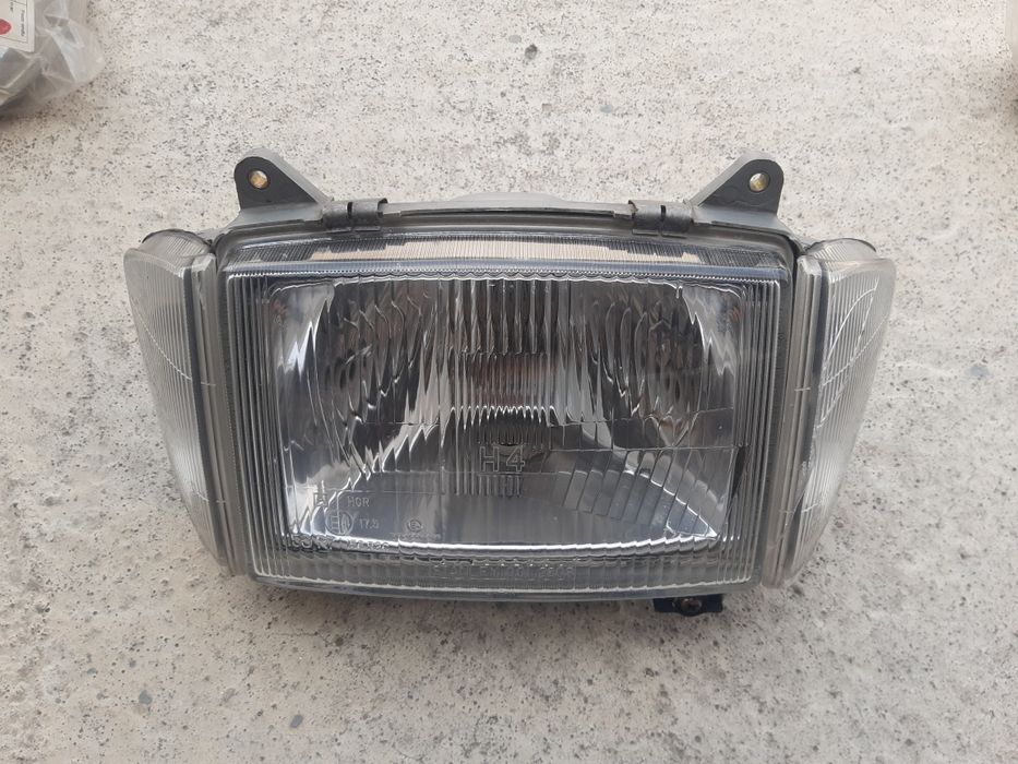 Фарове за мотоциклети Honda, Yamaha,Suzuki,Kawasaki,Bmw-втора УПОТРЕБА