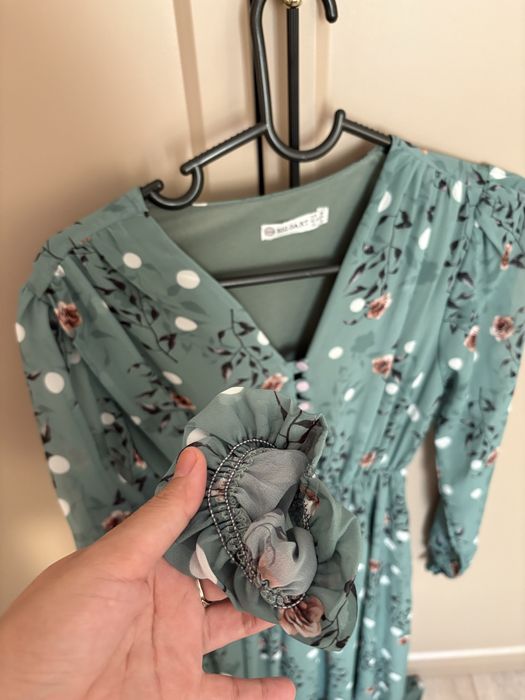 Продам платье любое за 3000