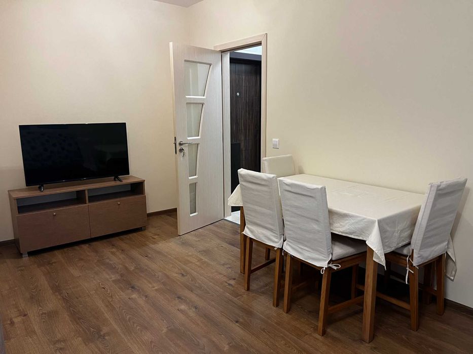 Дава се под наем Двустаен апартамент в Бургас, Лазур - 50 кв.м за 459 € - Снимка #11