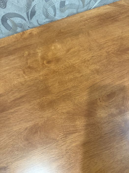 Продам стол + 4 стулья