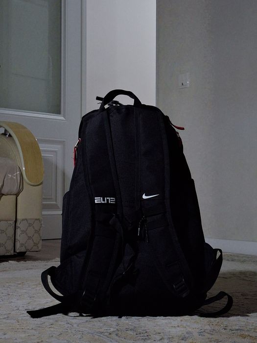 Спортивная сумка Nike Elite