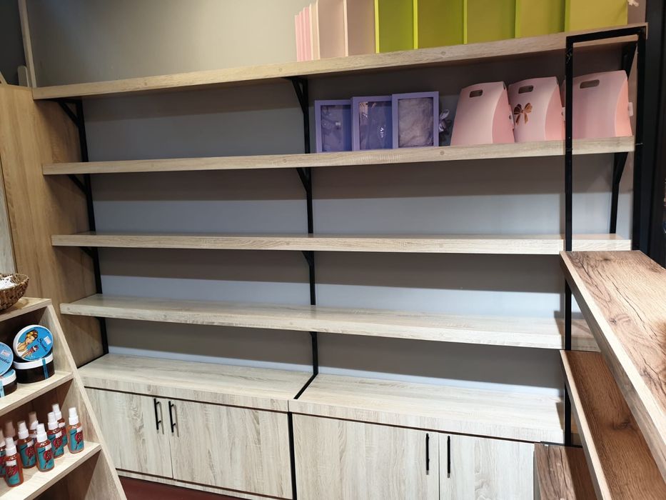 Продам витрины