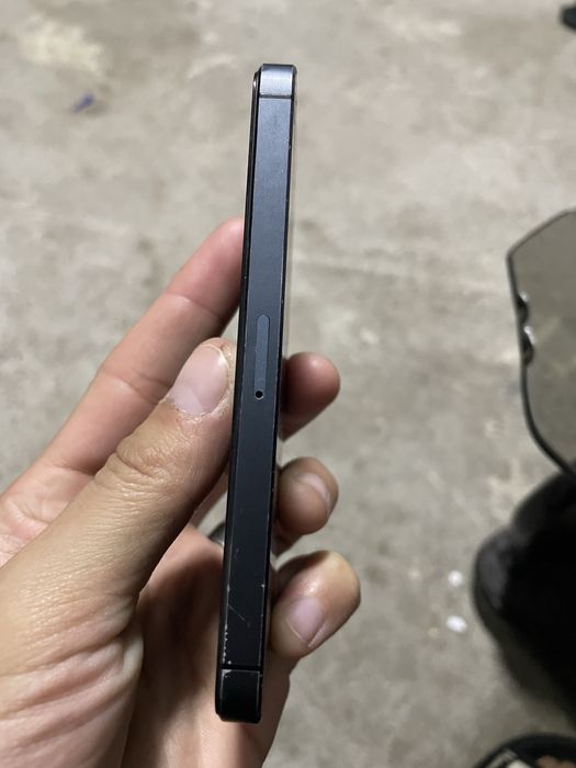 Айфон 5с-и айфон 4