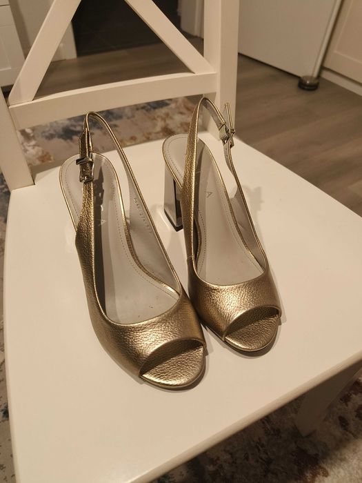 SANDALE ELEGANTE din piele pentru doamne